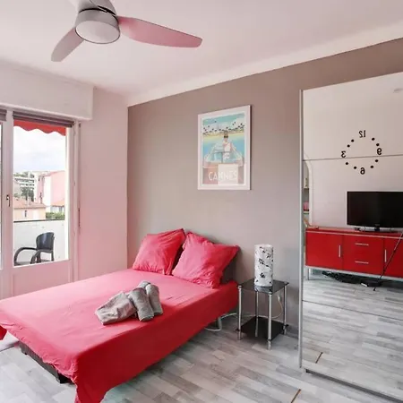 Centre : Beau Studio Palais Et Plage A 7min A Pied *