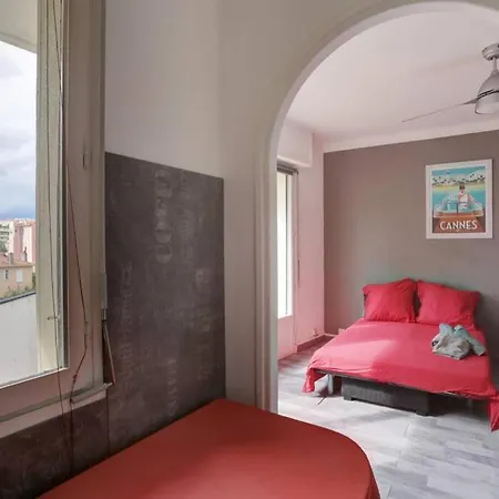 Centre : Beau Studio Palais Et Plage A 7min A Pied