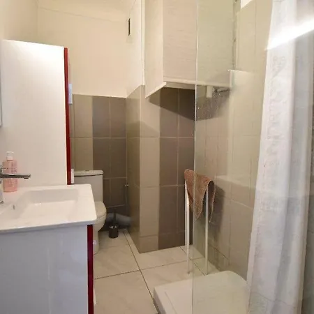 Apartament Centre : Beau Studio Palais Et Plage A 7min A Pied